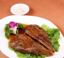 Braised Goose Head