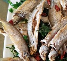 Fried Small White Fish