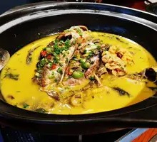 Stewed Crucian Carp in Brown Sauce