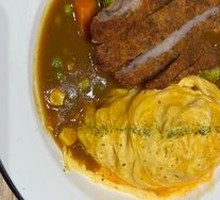 Chocolate-Braised Pork Cutlet Curry Omelette Rice