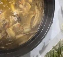 Old Local Chicken Mushroom Hot Pot