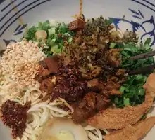 Signature Kunming Braised Noodles