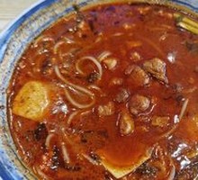 Old Kunming Spicy Fragrant Oil Chili Small Pot Rice Noodles