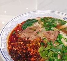 Sour Cabbage Beef Noodles