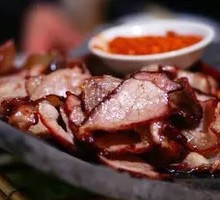 Tile-Grilled Meat
