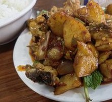 Stewed Chicken with Brown Sauce