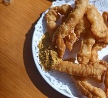 Yellow Chili Dipping Spareribs