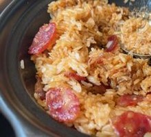 Cantonese腊味 Baozi Rice in Clay Pot