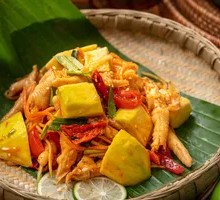 Seasonal Fruit Crushed Chicken Feet