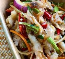 Spicy Sour Boneless Chicken Feet