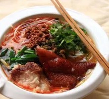 Thai Sour and Spicy Pig's Trotters Noodles