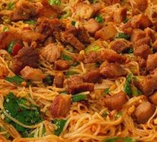 Braised Pork Wrapped Rice Noodles