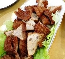 Dry Stir-fried Pigskin