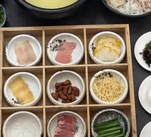 Yunnan Crossing-the-bridge Rice Noodles