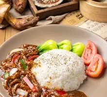 Black Pepper Beef Rice