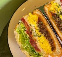 Dirty Meat Sauce Sandwich