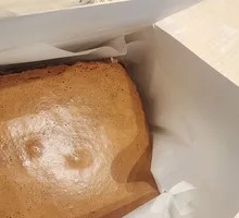 Chocolate Hip Shake Cake