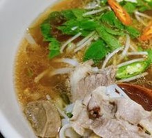 Vietnamese Beef Noodle Soup