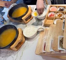 Wild Mushroom Crossing-the-Bridge Rice Noodles 'Above the Clouds'