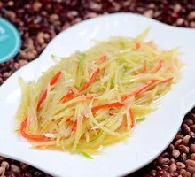 Sliced Potatoes with Green Pepper