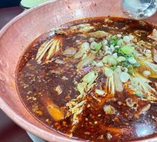 Sour Cabbage Beef Hot Pot