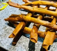 Jasmine Flower Finger Rolls