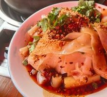 Cold Rice Noodle Rolls