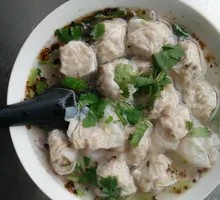 Anhui Dan Dan Dumplings with Seafood