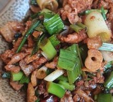 Xuanwei Stir-Fried Pork