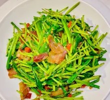 Water Bamboo with Preserved Pork