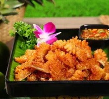 Golden Crispy Pork Skin