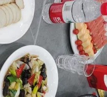 Braised Sea Cucumber with Green Onion