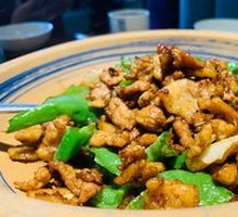 Grandmother's Stir-Fried Pork with Green Pepper