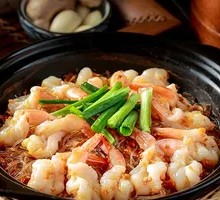 Garlic Shrimp with Rice Noodles