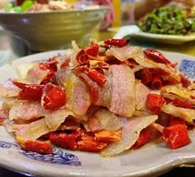 Dried Chili and Small Preserved Pork