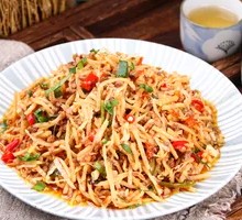 Stir-fried Beef with Sour Bamboo Shoots