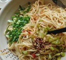 Wuhan-style Hot Dry Noodles