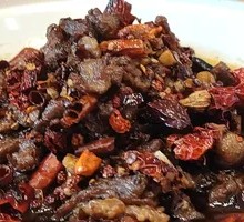Stir-Fried Beef with Yellow Onion