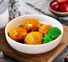 Braised Pork Meatballs