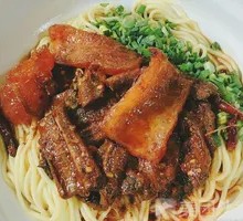 Eel and Leaf Noodles in Brown Sauce