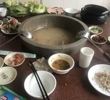 Stone Pot Osmanthus Fish