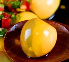 Cold-Mixed Quail Eggs and Preserved Egg Salad