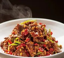 Stir-Fried Beef with Yellow Onion