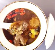 Chrysanthemum and Cassia Seed Eye-Protecting Soup