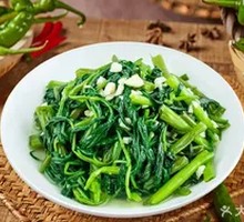 Stir-Fried Water Spinach