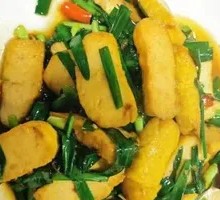 Stir-Fried Tofu with Leeks