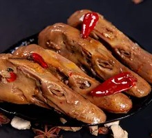 Freshly Boiled Duck Heads