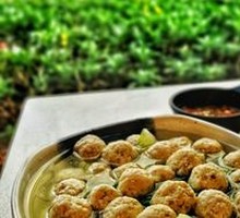 Cabbage Pork Dumpling Soup