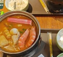 Thai Tom Yum Seafood Hot Pot