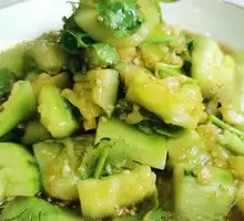 Garlic Cucumber Salad